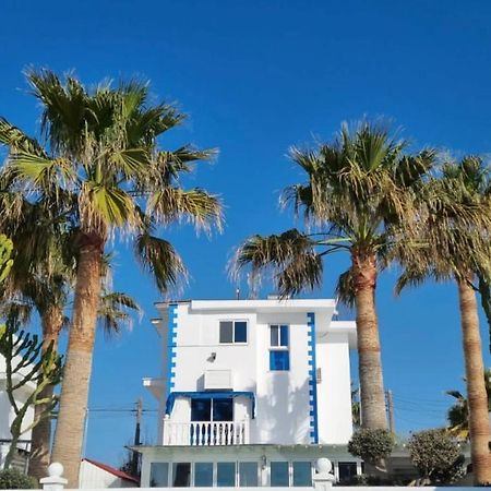 Zygi Beachfront Villa Kültér fotó