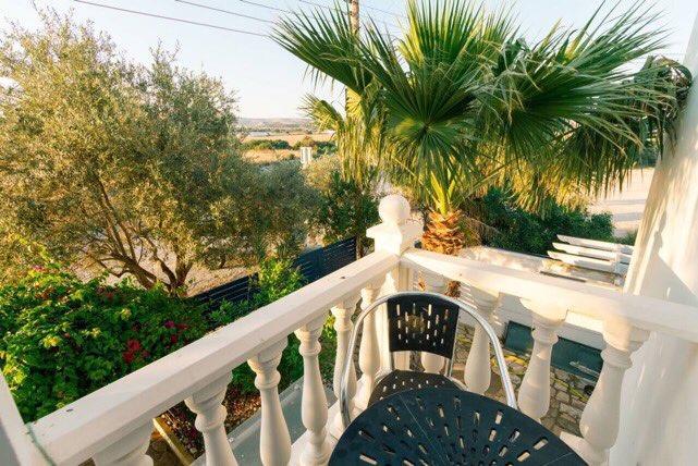 Zygi Beachfront Villa Kültér fotó